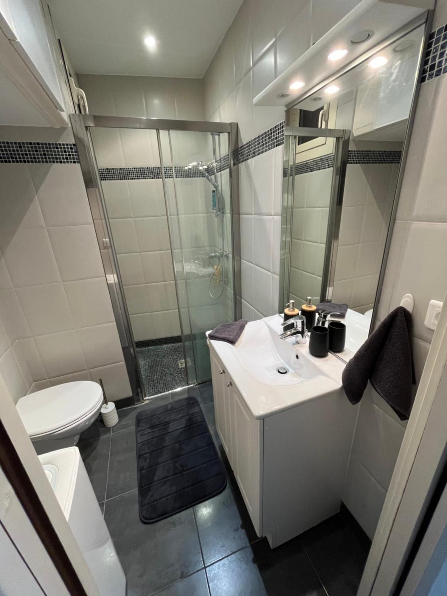 Appartement Perfectly Located Place *